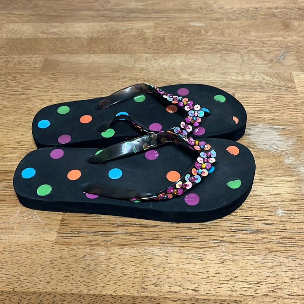 2 for $8 Women’s Flipflops